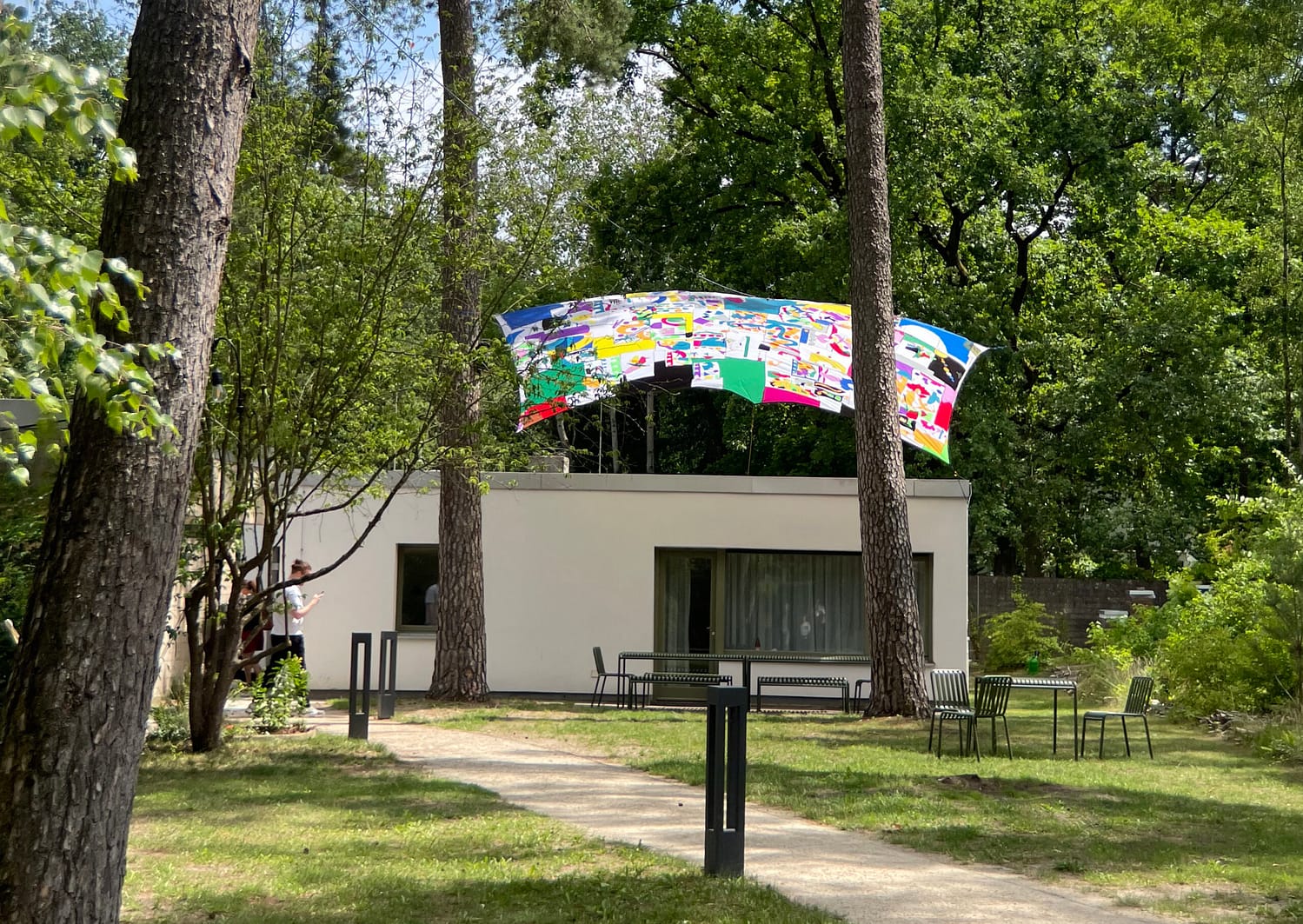 Sun Sail by hello-loser im Brücke Museum's Garden